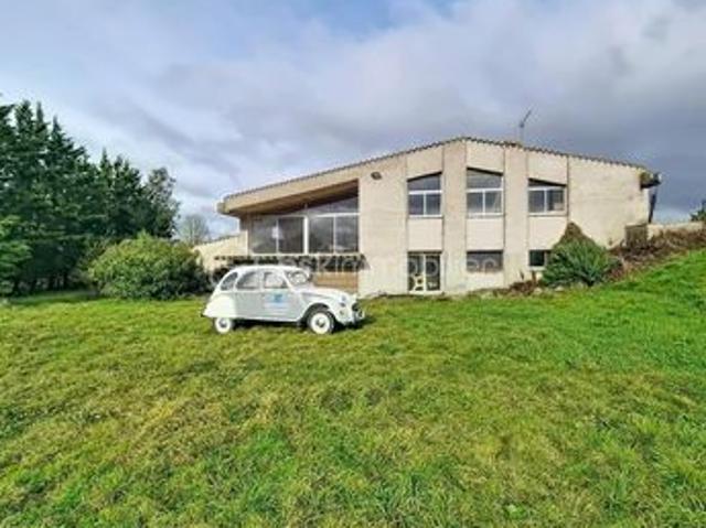 Maison 7 pièces 240 m²