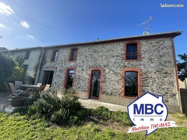 Maison 7 pièces 240 m²