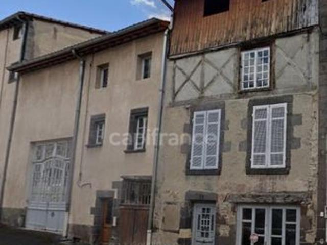 Maison 7 pièces 240 m²