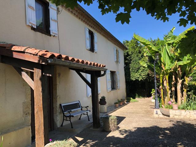 Maison 7 pièces 240 m²