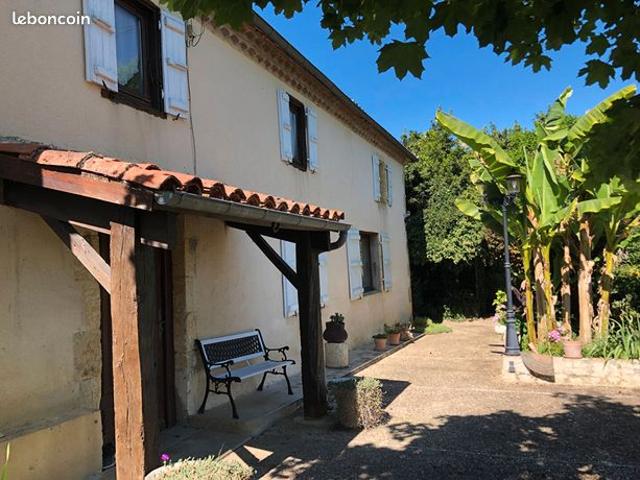 Maison 7 pièces 240 m²