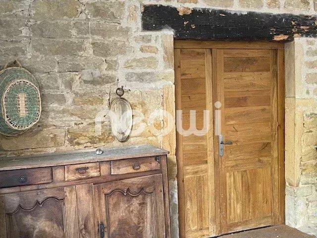 Maison 7 pièces 240 m²