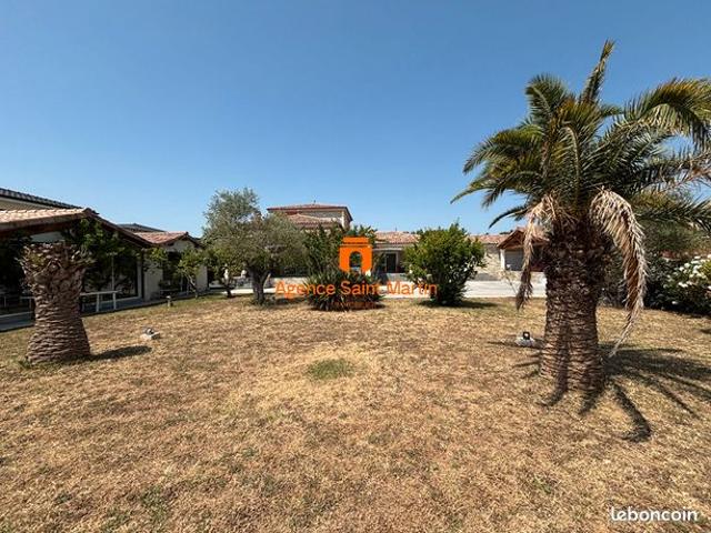 Maison 7 pièces 240 m²