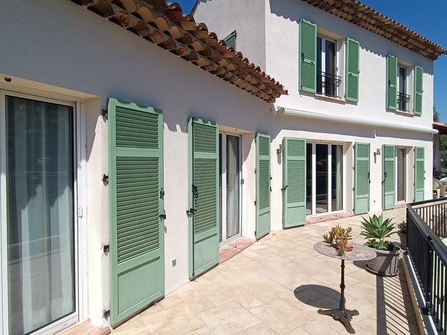 Maison 7 pièces 240 m²