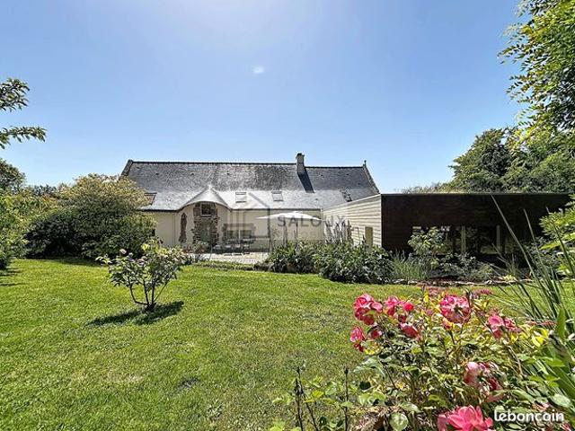 Maison 7 pièces 240 m²