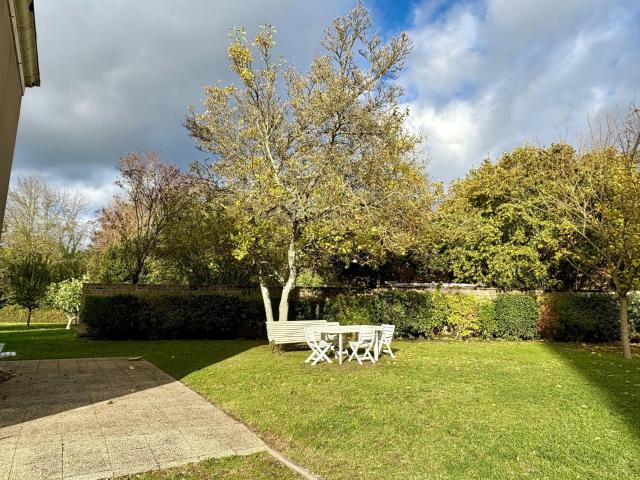 Maison 7 pièces 240 m²