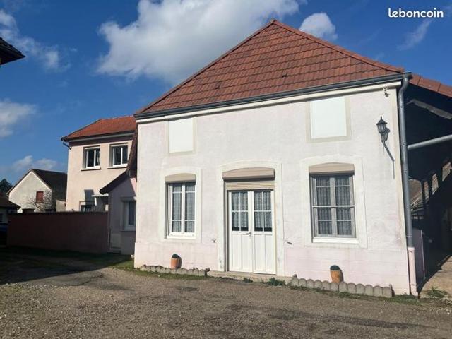 Maison 7 pièces 240 m²