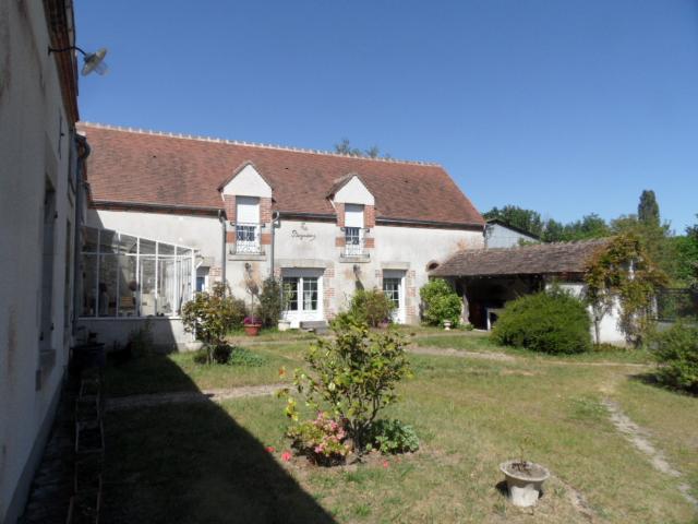 Maison 7 pièces 240 m²