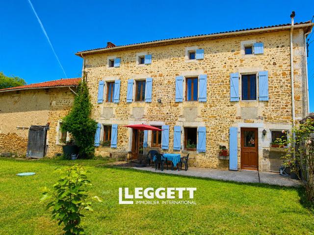 Maison 7 pièces 240 m²