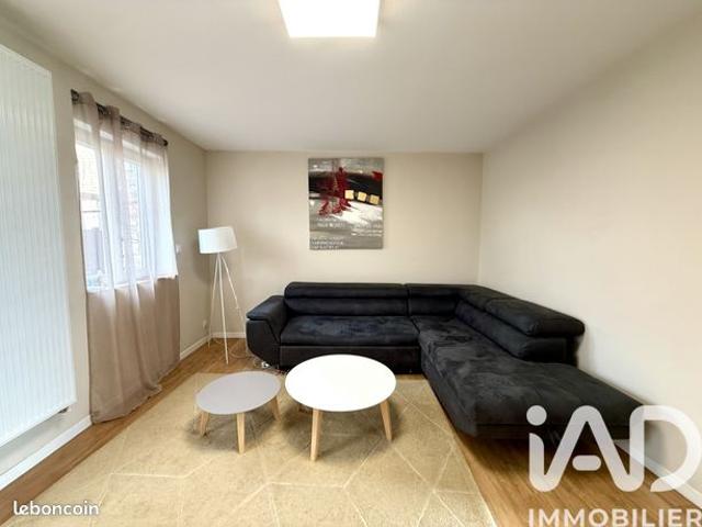 Maison 7 pièces 241 m²
