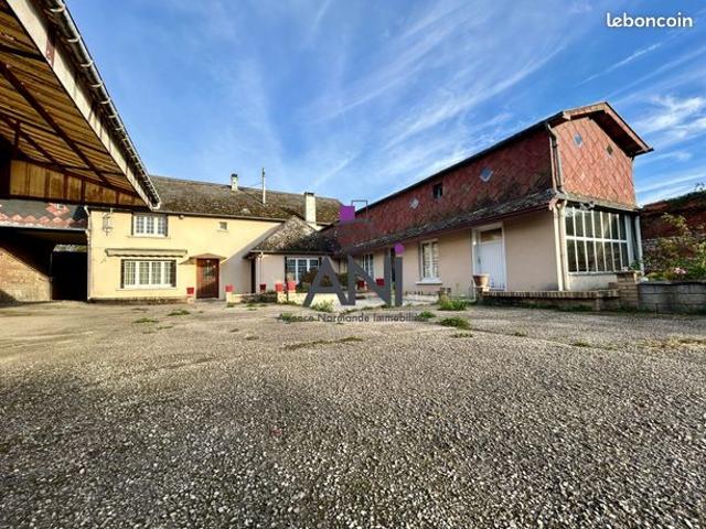 Maison 7 pièces 241 m²
