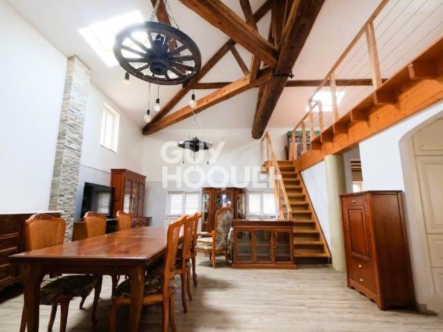 Maison 7 pièces 241 m²