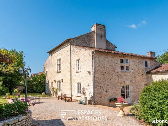 Maison 7 pièces 241 m²