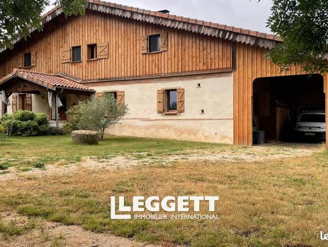 Maison 7 pièces 242 m²