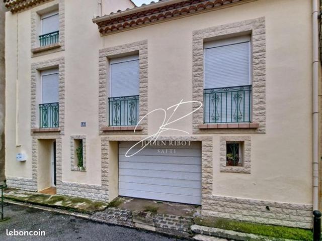 Maison 7 pièces 243 m²