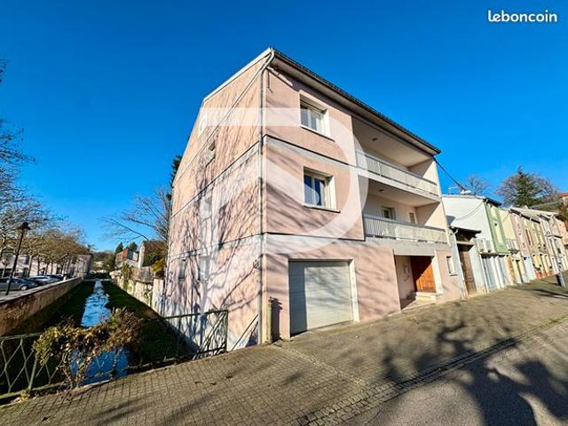 Maison 7 pièces 243 m²
