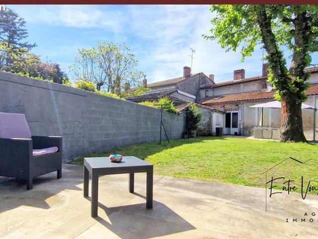 Maison 7 pièces 243 m²