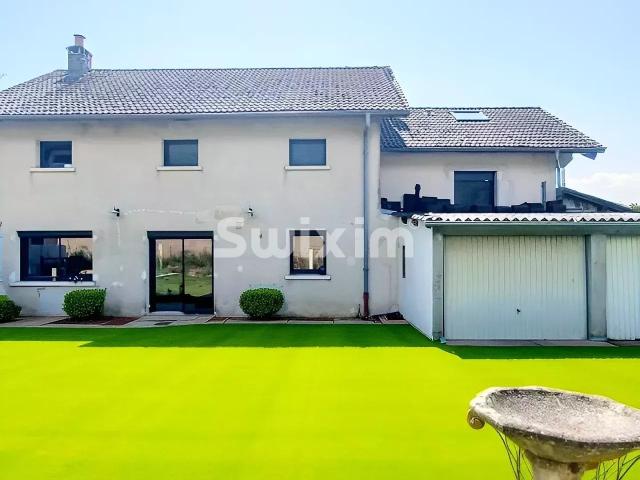 Maison 7 pièces 257 m²