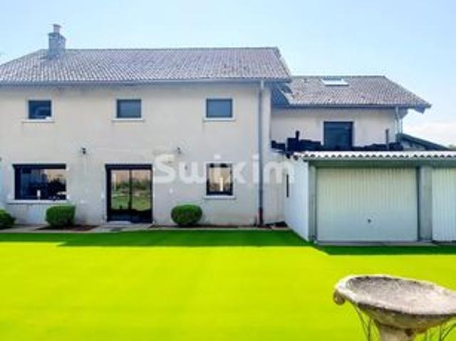 Maison 7 pièces 257 m²