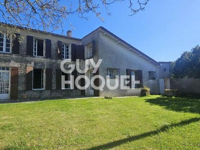 Maison 7 pièces 257 m²