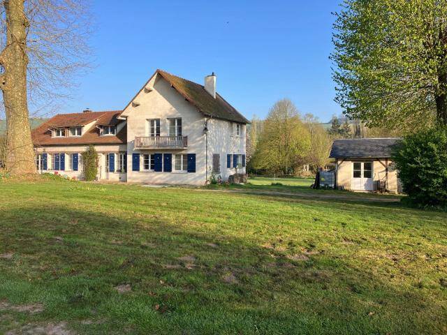 Maison 7 pièces 258 m²