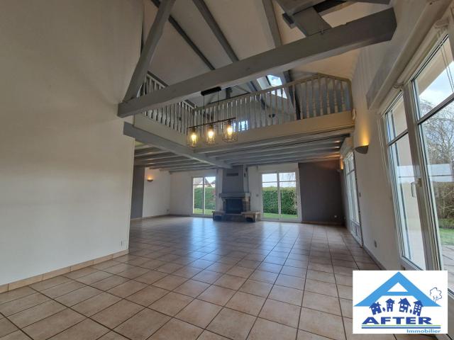 Maison 7 pièces 259 m²