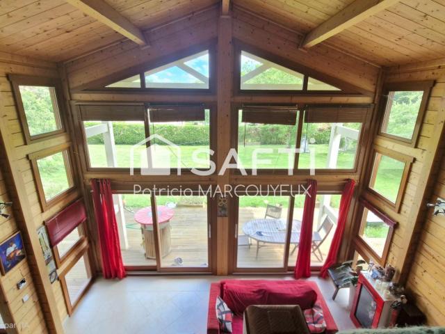 Maison 7 pièces 259 m²