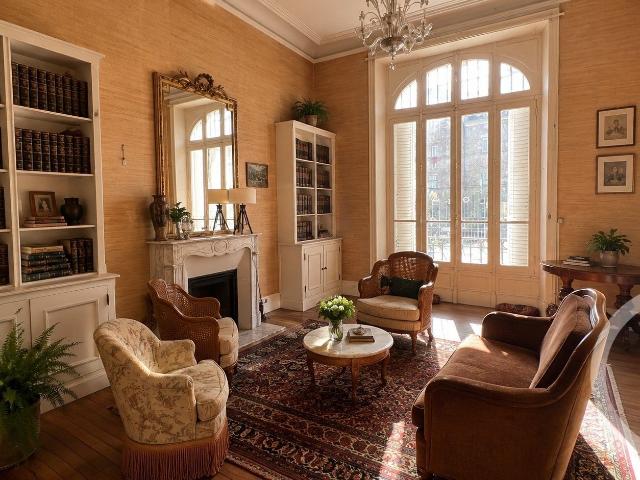 Maison 7 pièces 259 m²