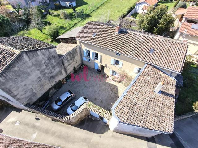 Maison 7 pièces 259 m²