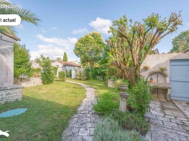 Maison 7 pièces 250 m²