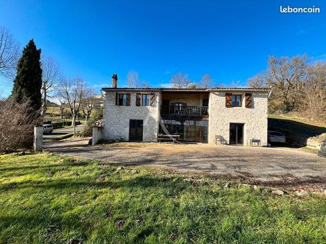 Maison 7 pièces 250 m²