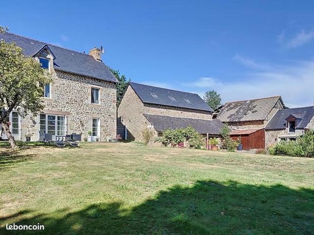 Maison 7 pièces 250 m²