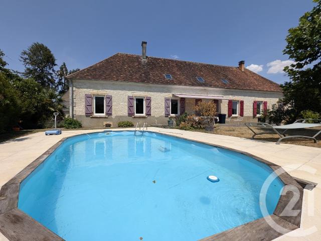 Maison 7 pièces 250 m²