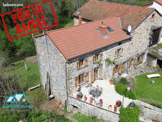 Maison 7 pièces 250 m²