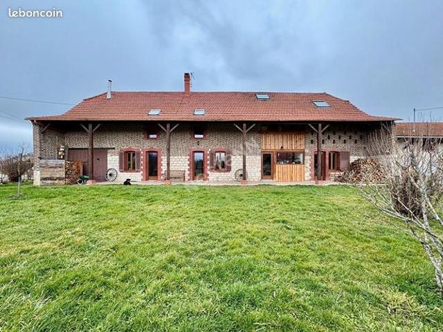 Maison 7 pièces 250 m²