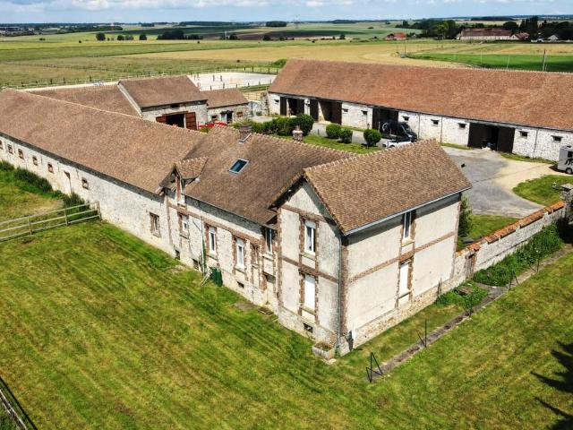 Maison 7 pièces 250 m²