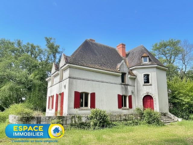 Maison 7 pièces 250 m²