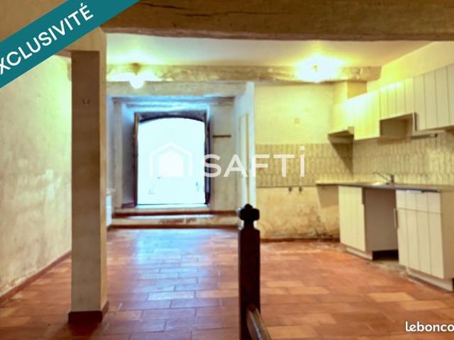 Maison 7 pièces 250 m²