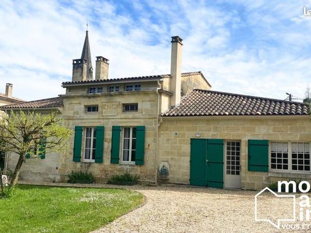 Maison 7 pièces 250 m²