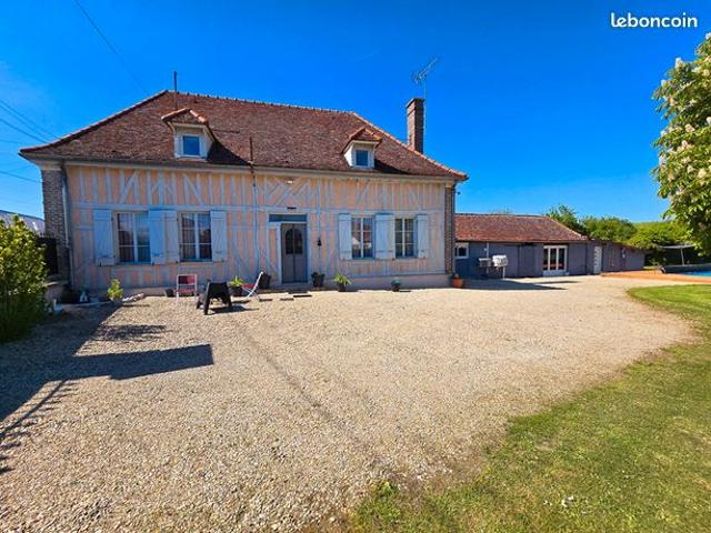 Maison 7 pièces 250 m²