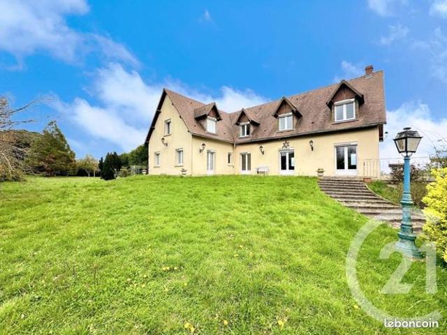 Maison 7 pièces 250 m²