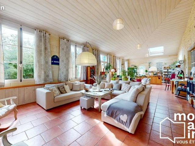 Maison 7 pièces 250 m²