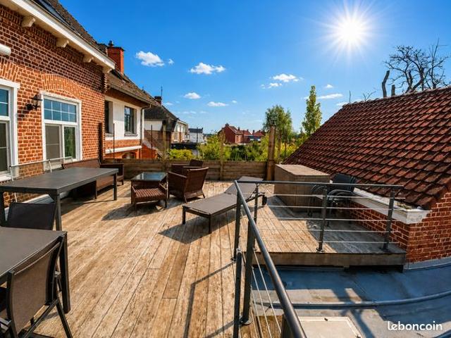 Maison 7 pièces 250 m²