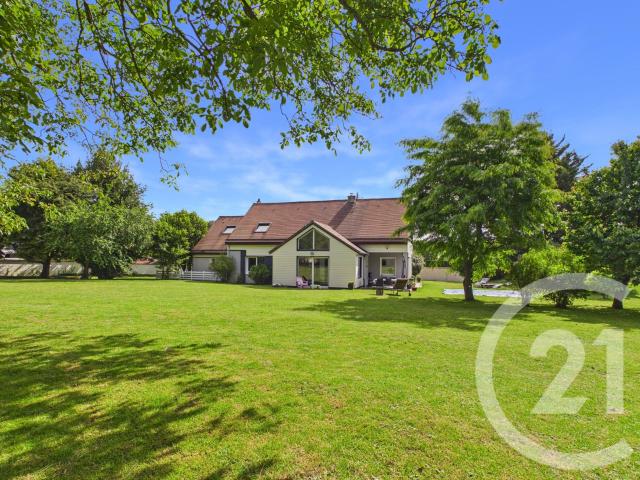 Maison 7 pièces 250 m²