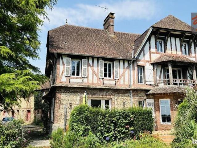 Maison 7 pièces 250 m²