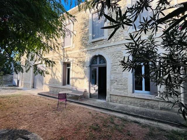 Maison 7 pièces 250 m²