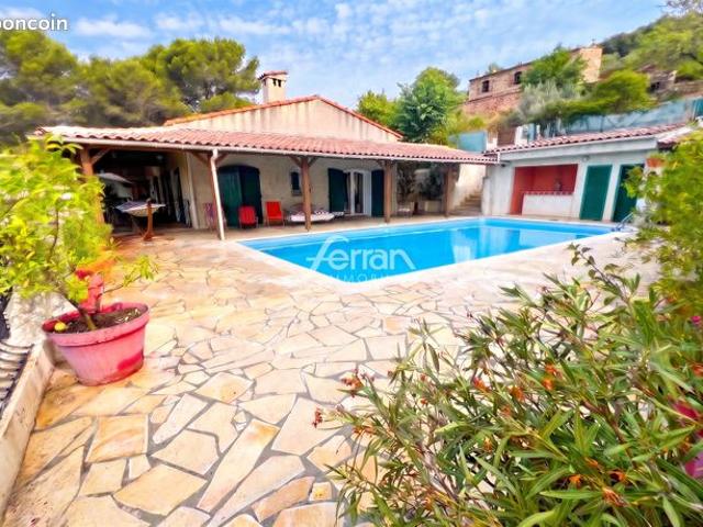 Maison 7 pièces 250 m²