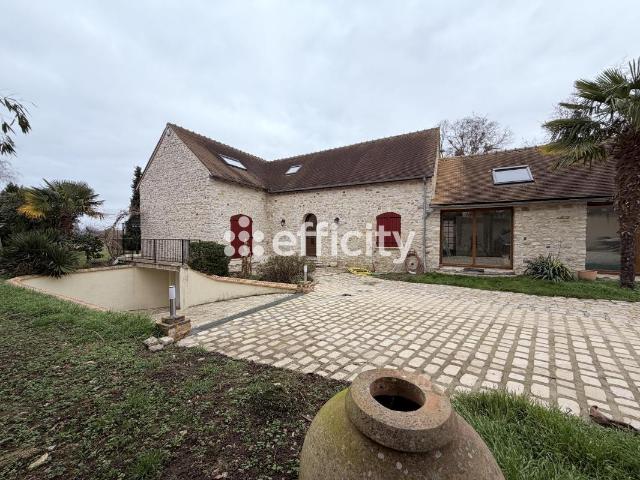 Maison 7 pièces 250 m²
