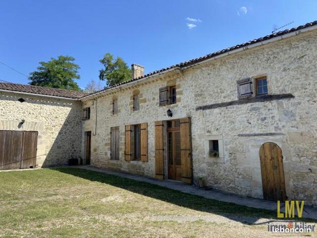 Maison 7 pièces 250 m²