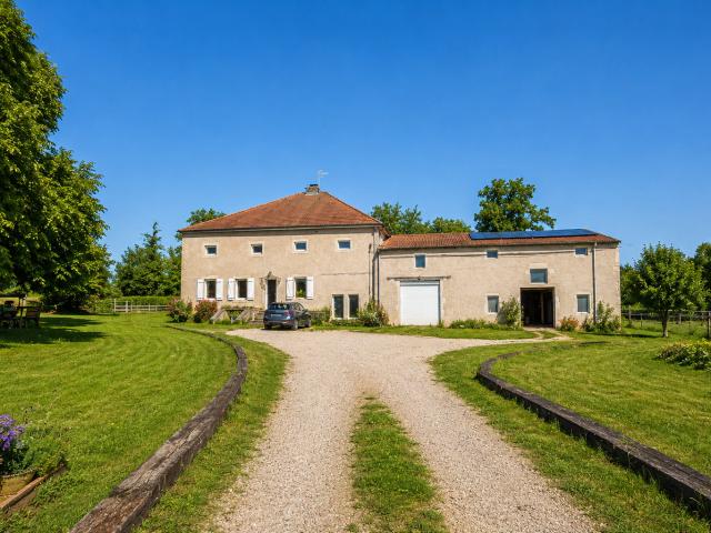 Maison 7 pièces 250 m²
